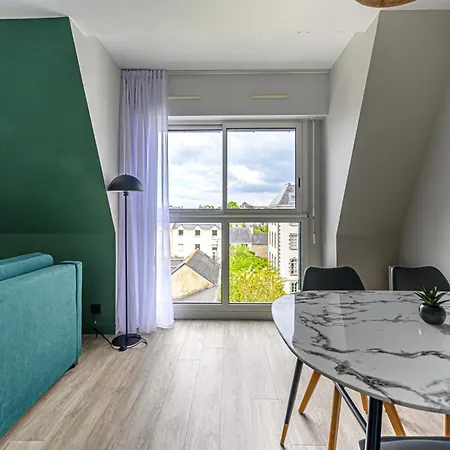Le Liberté Centre-ville Aparthotel 2*
